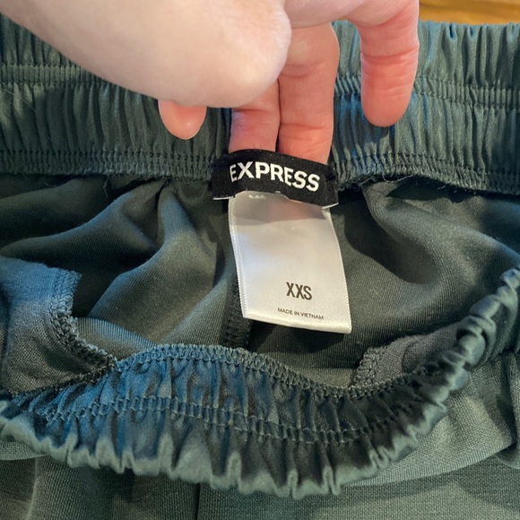 Express Casual 2-Piece Set, Size XXS fits like XS - Picture 4 of 14